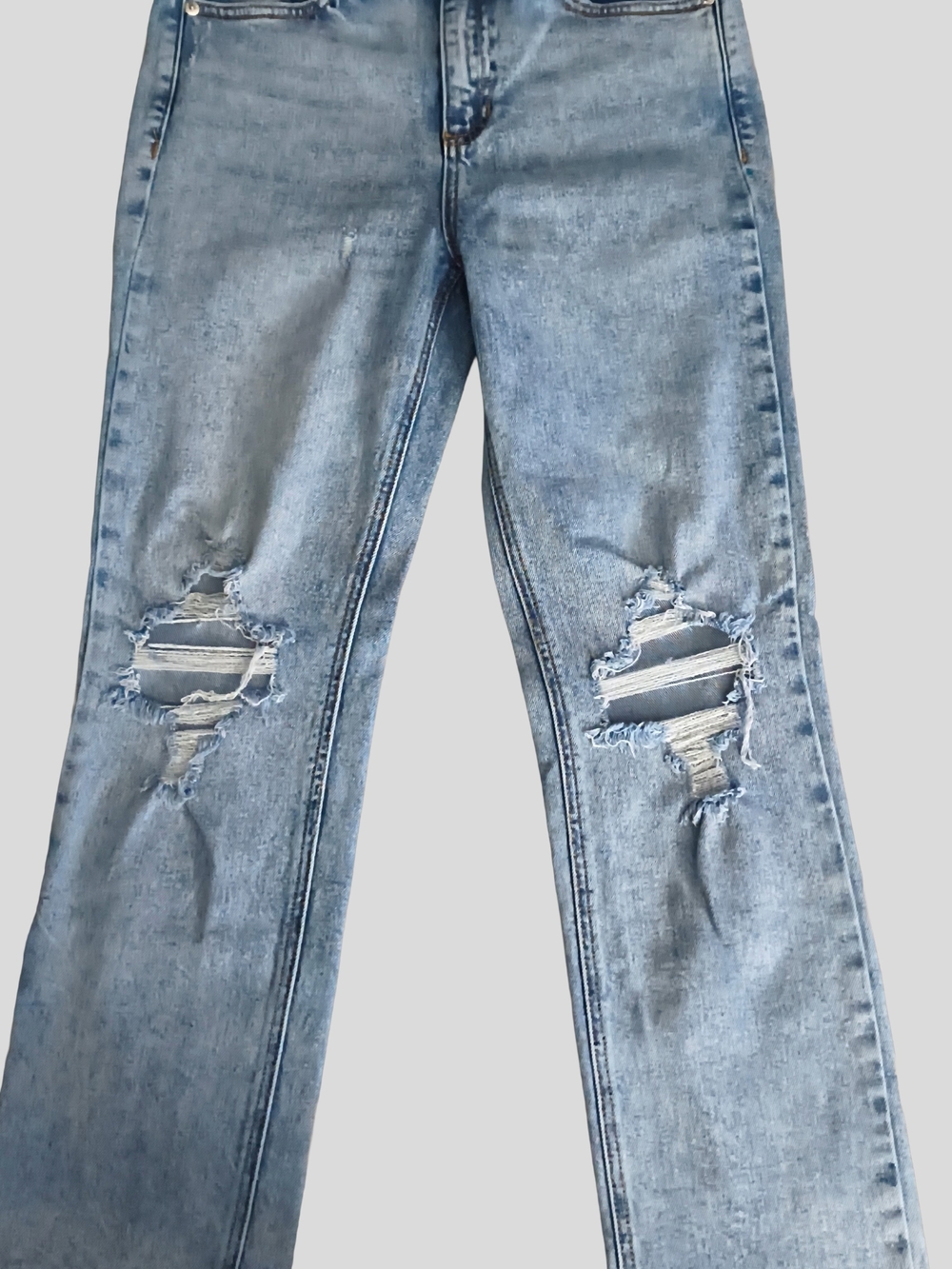 Sneek Peek Distressed Women's Jeans - Classic Ripped Knee Style